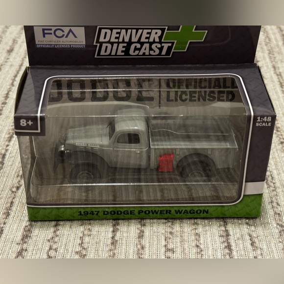 1947 Dodge Power Wagon 1:48 Die Cast Truck New In Box - Picture 7 of 7
